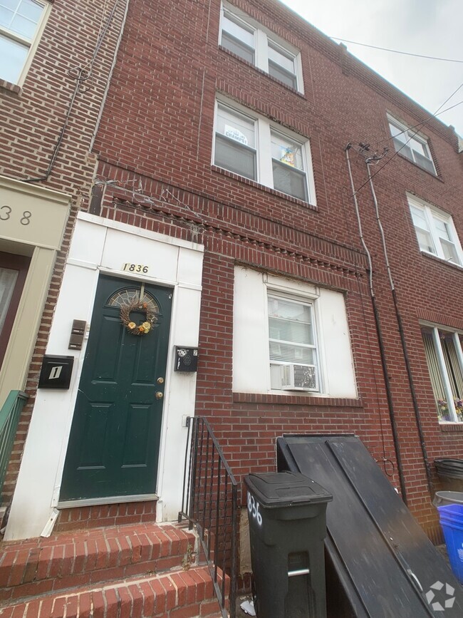 Building Photo - 1836 S 2nd St Unit 2 Rental