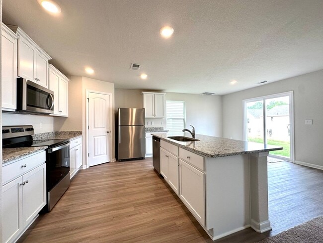 Photo - Beautiful 4BR/2.5BA Home in Charlotte!