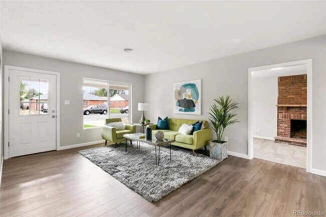 Photo - 756 N Revere St