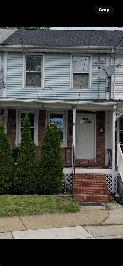 Photo - 35 E Burlington St