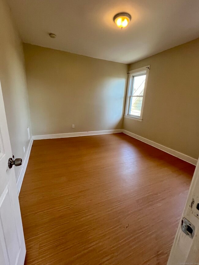 Photo - 287 Davenport St Unit 2