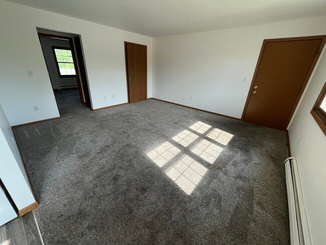 Photo - 854 Lincoln Ave Unit 2 Bedroom Apartment