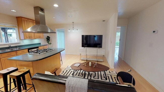 Photo - 602 Teredo Dr