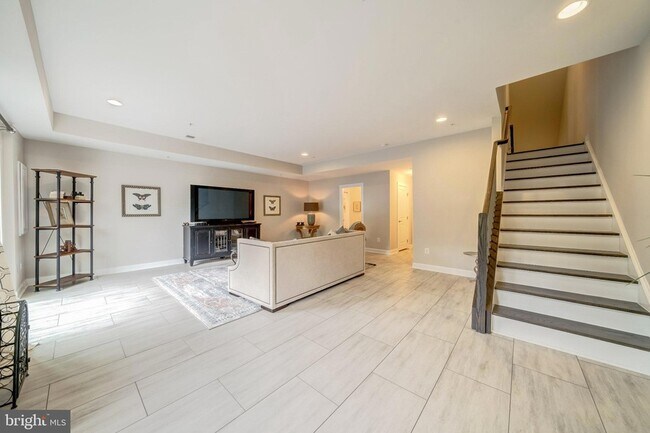 Photo - 1521 Ribbon Limestone Terrace SE