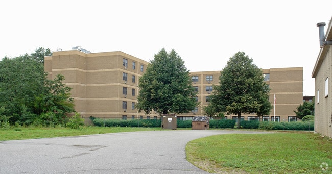 Photo - Coliseum Senior Residence