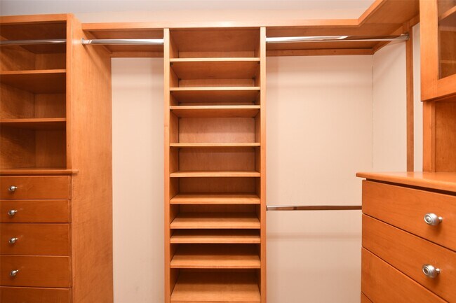 Photo - 12007 Cedar Pass Dr