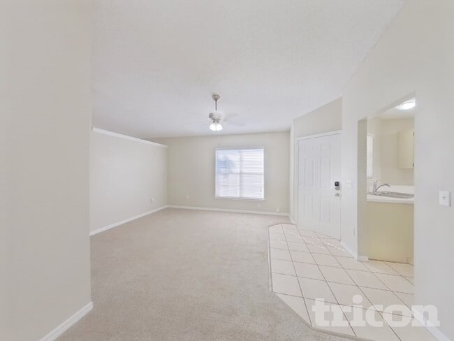 9818 Dean Cove Ln