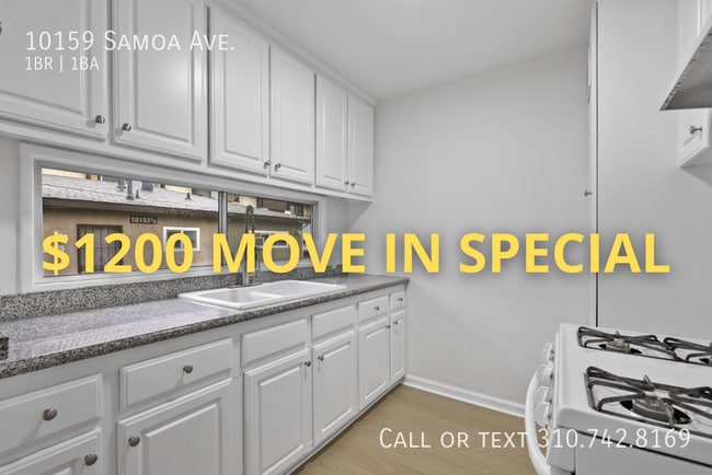 Building Photo - 10159 Samoa Ave