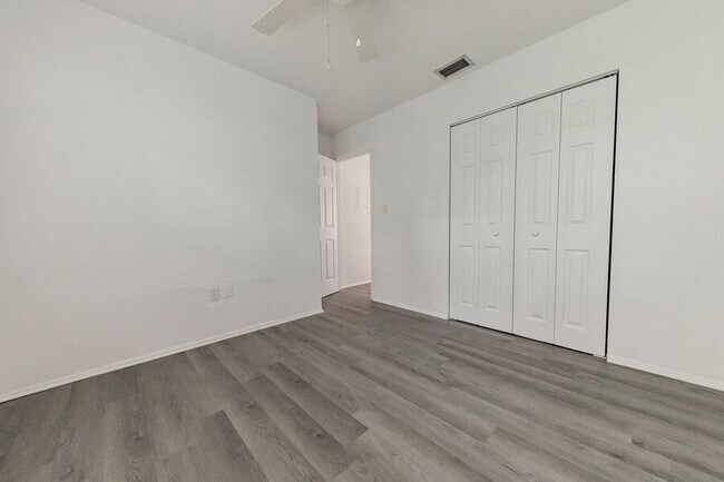 Photo - 430 Ave B NE Unit A