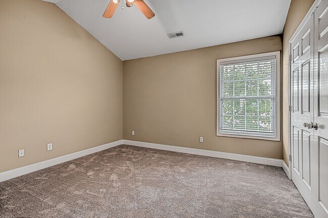 Photo - 24 Lake Village Ct