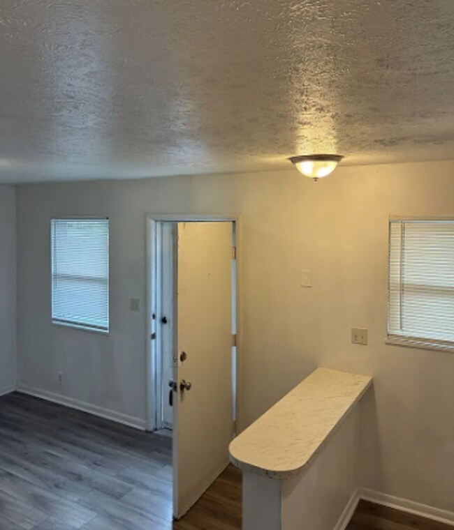 Pinecroft Apartments