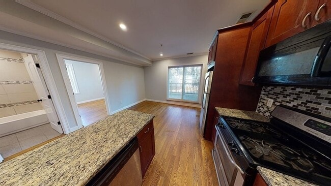 Photo - 27 Chestnut Ave Unidad 1