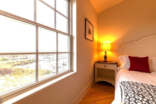 Photo - 60 Willow St Unit 304