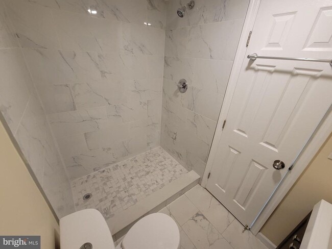 Photo - 5116 Caverly Pl