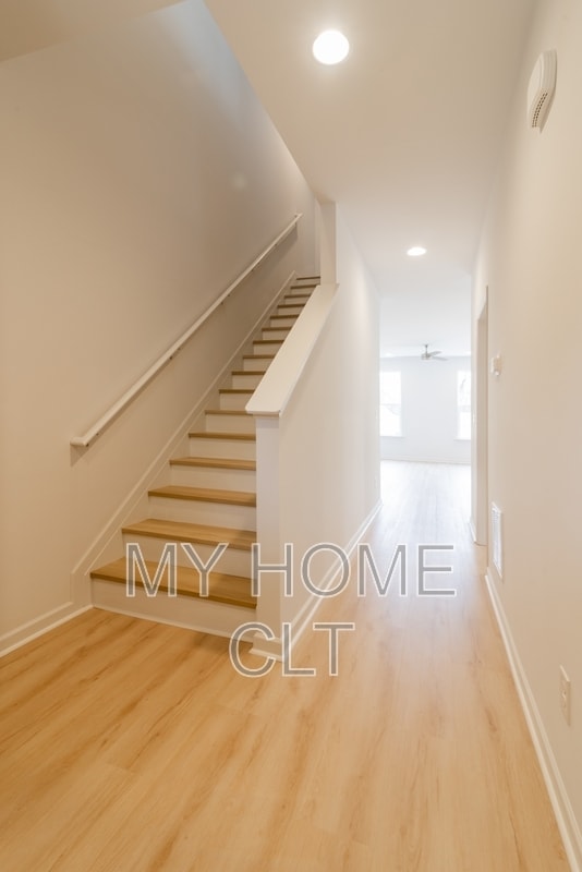 Photo - 2719 Capitol Dr