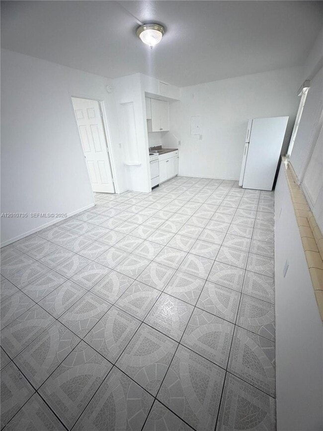 Photo - 2736 SW 22nd Ave Unit 2