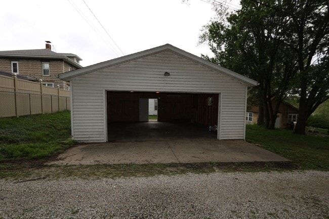 Photo - 1107 S Third St