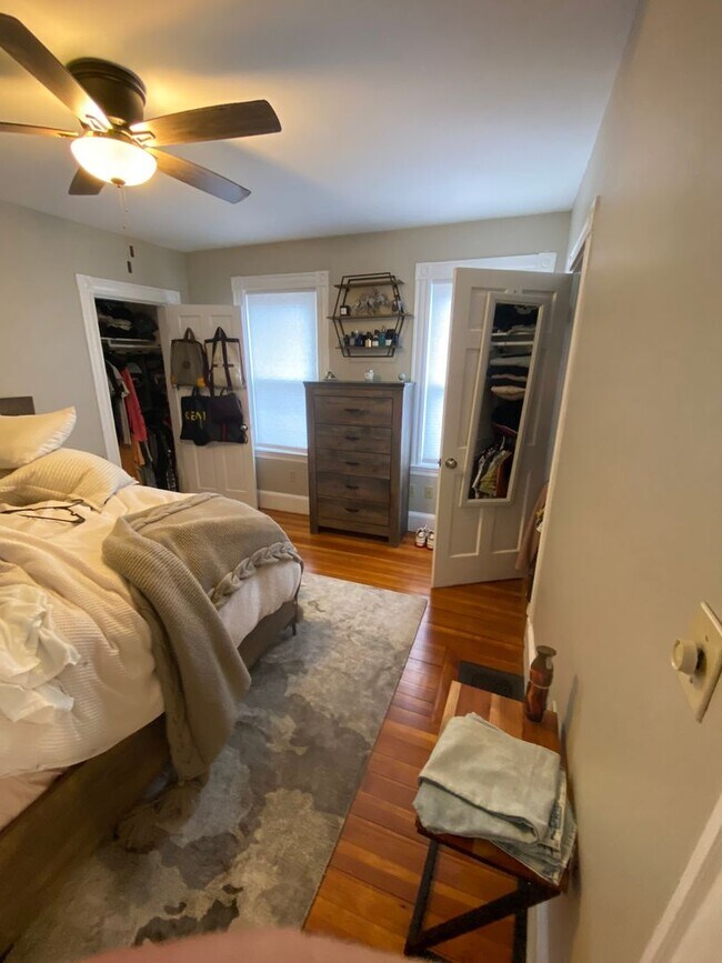 Photo - Huge 4 bed unit in Quincy