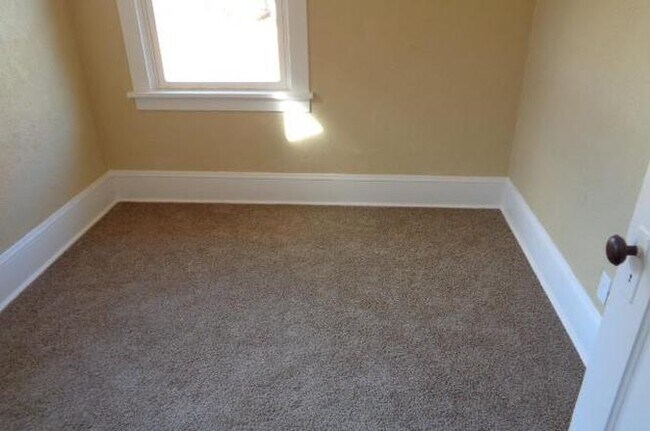 Photo - 3100 L St