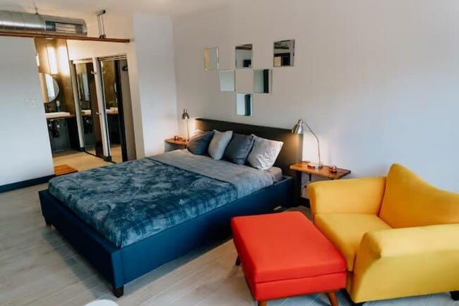 Photo - 349 E Thomas Rd