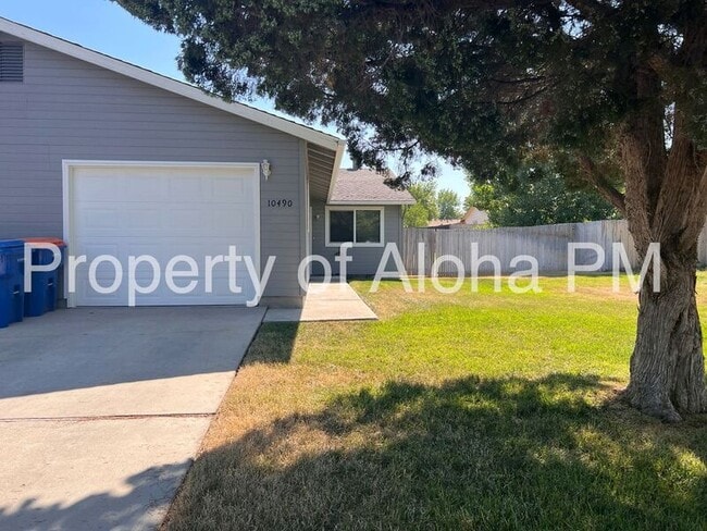 Building Photo - 10490 W Seneca Dr