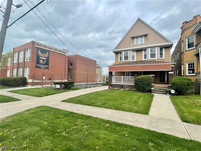 Photo - 1451 W 116th St