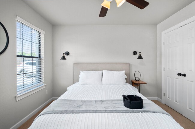 Reserve on Sabine Apartments