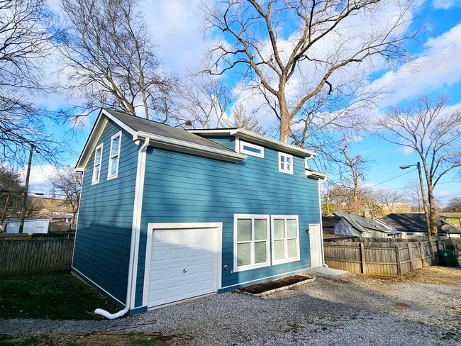 104_4846 - 1219 N 7th St Unidad B