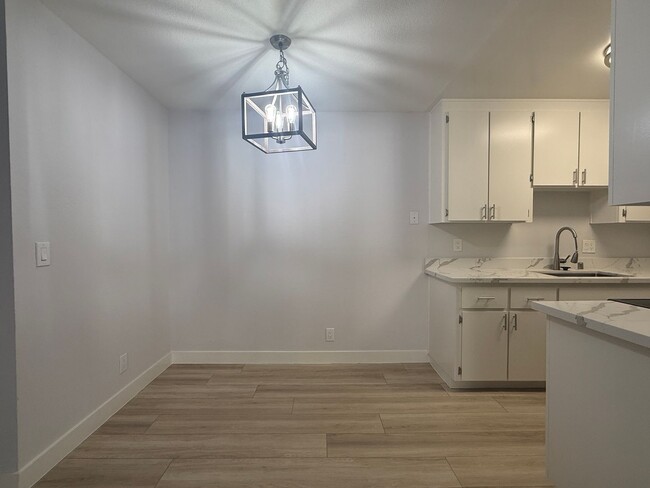 Photo - Upstairs Remodeled 1 Bedroom 1 Bath South San Jose Condo Unit 25