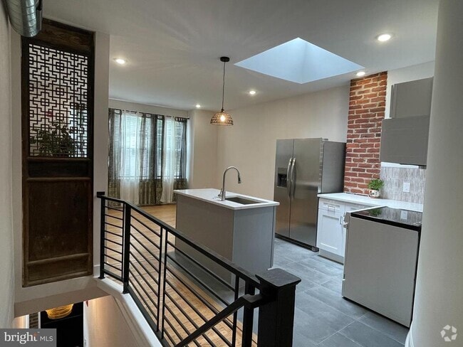 Building Photo - 7103 Emlen St Unit 2 Rental