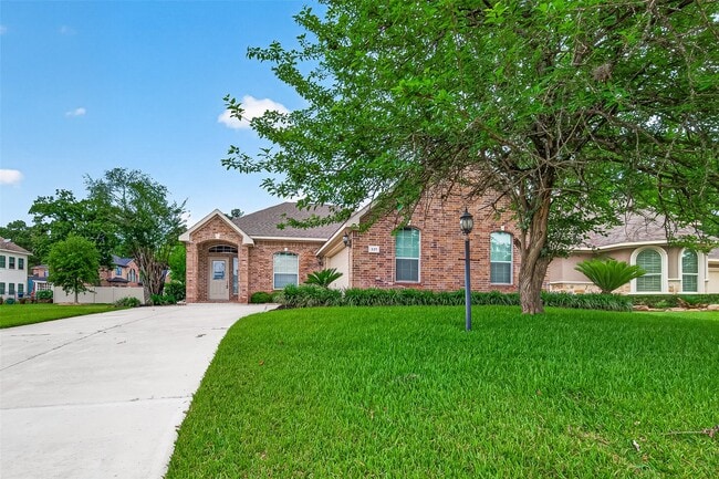 Photo - 127 Monterrey Rd W