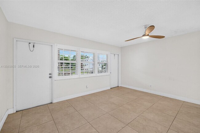 Photo - 5203 NE 24th Terrace Unit B211