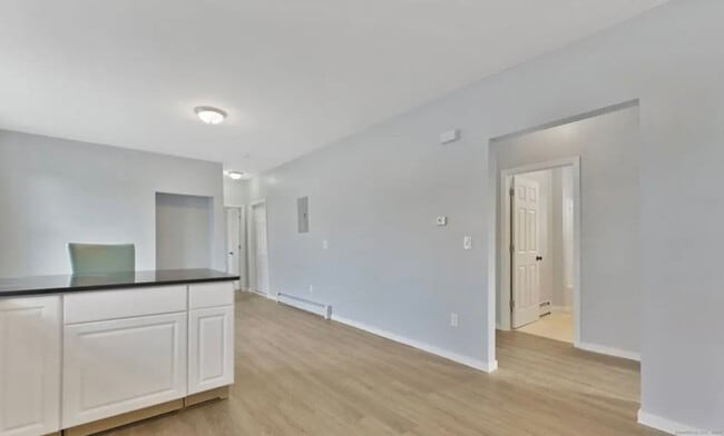 Photo - 213 Westland St