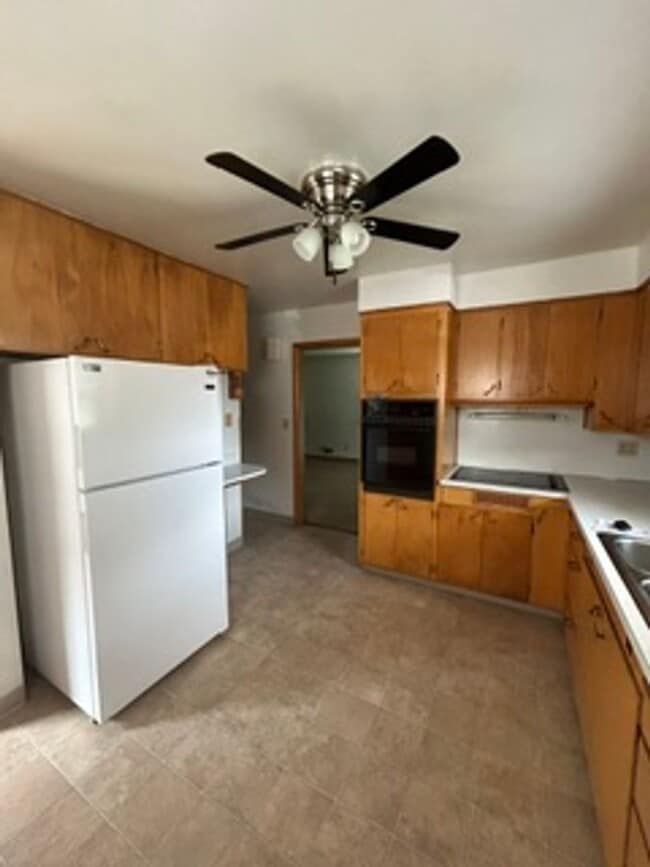 Photo - House in Janesville