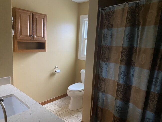 Photo - 1325 W 75th Pl