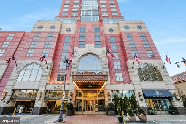 Building Photo - 400 N Broad St Unit 2407