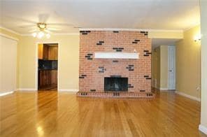 Photo - 2912 Charter Oak Dr