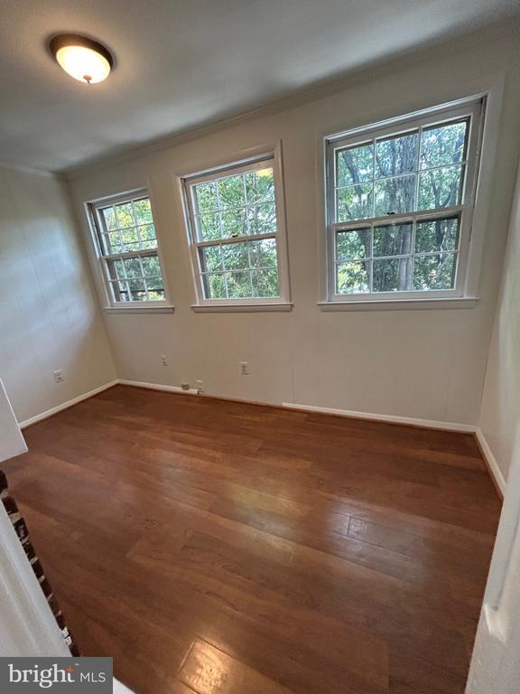 Photo - 2036 Tunlaw Rd NW