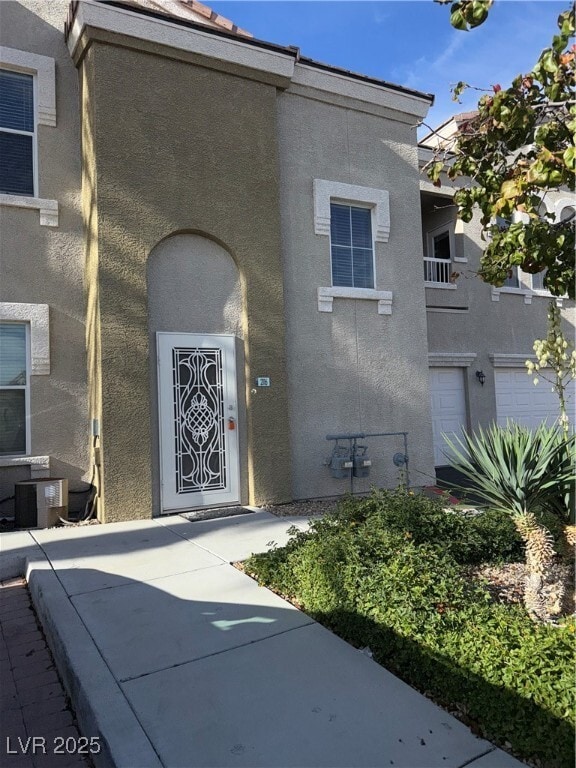 Building Photo - 9975 Peace Way Unit 2116