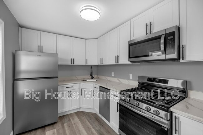 Photo - 1725 Hollins St