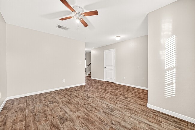 Photo - 2030 Stonework Ln