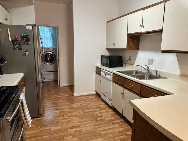 Photo - Townhouse in Chisel Run! Available Now