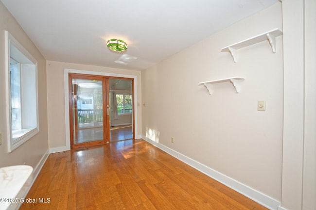 Photo - 2550 Troy-Schenectady Rd Unit Left