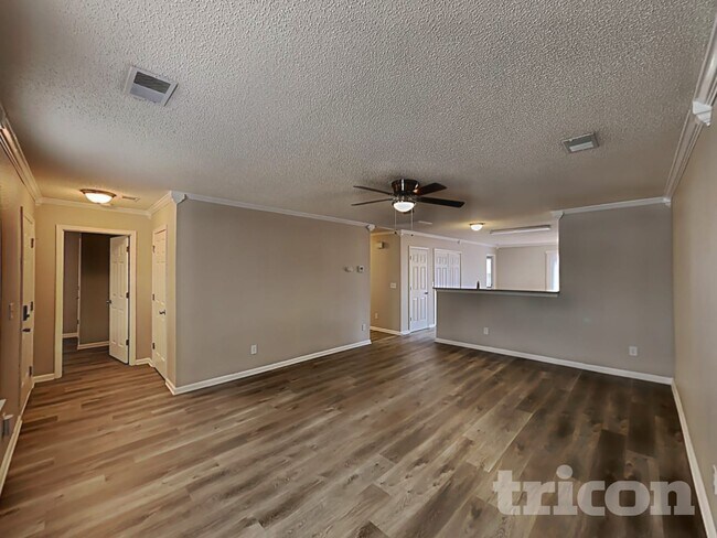 Photo - 61 Bluebead Ct