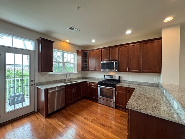 Photo - Stylish 3 Bed 3 Bath Townhome With Patio A...