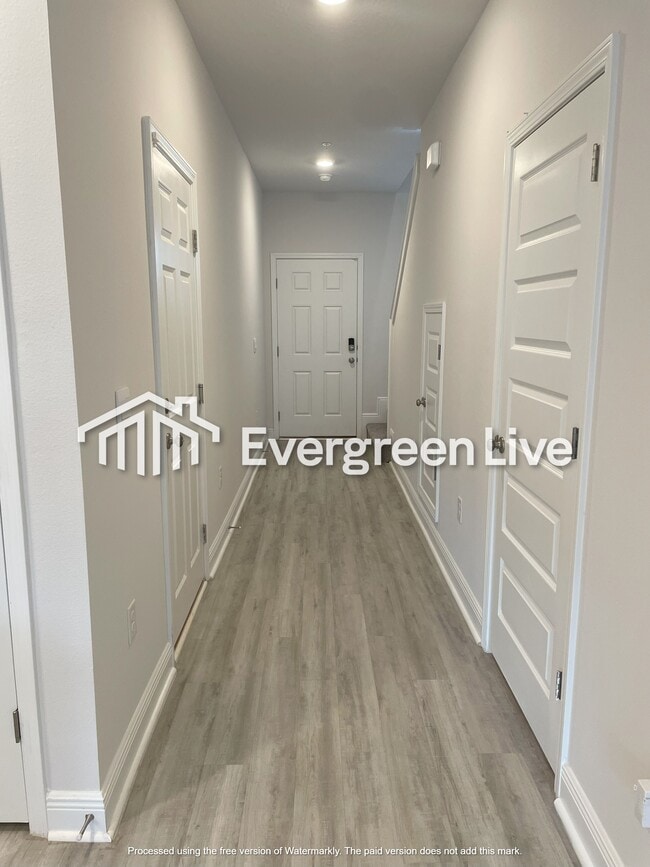 Photo - 9807 Fowler Ave