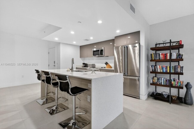 Photo - 13800 Highland Dr Unit 308