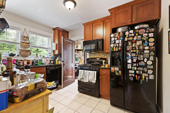 Photo - 10 Trapelo St Apartments Unit 2