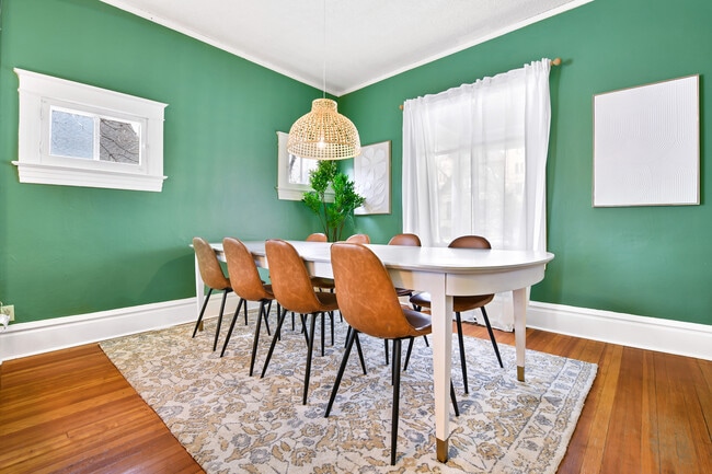 Photo - 835 E Boulder St