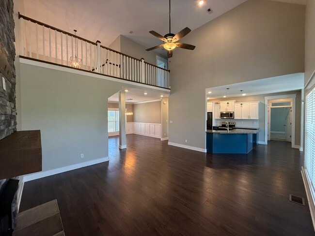 325 Piedmont Pl